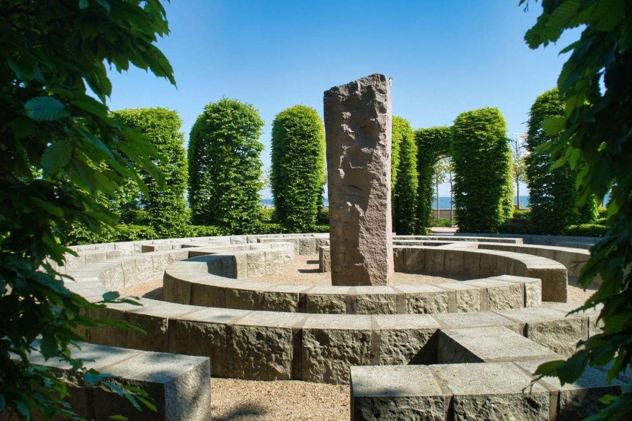Terrasse, Gratis Nutzung Vom Ahoi Erlebnisbad Und Sauna In Sellin - Villa Karola Fewo 02 Goehren  Exteriér fotografie